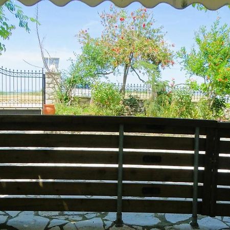 Agrambeli Rooms & Apartments Лефкада Екстериор снимка