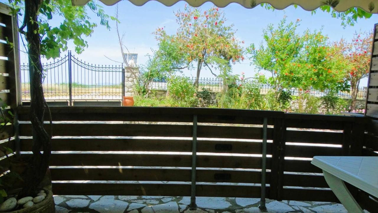 Agrambeli Rooms & Apartments Лефкада Екстериор снимка
