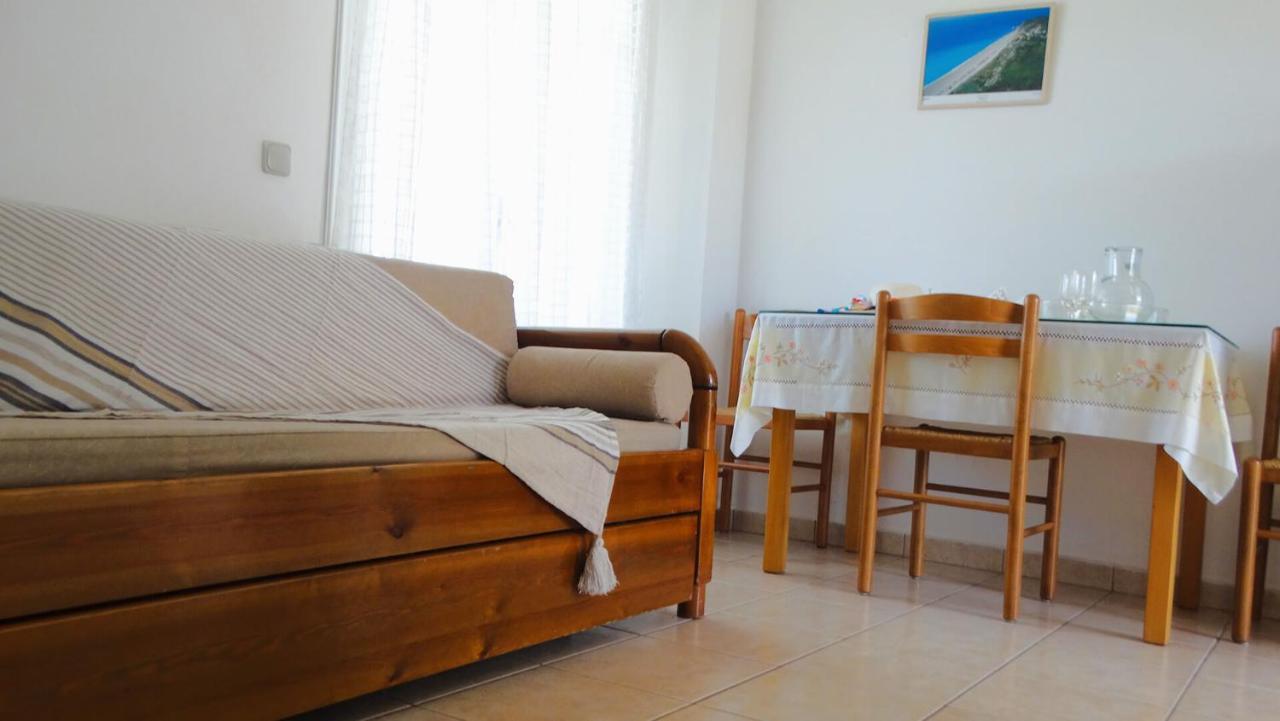 Agrambeli Rooms & Apartments Лефкада Екстериор снимка