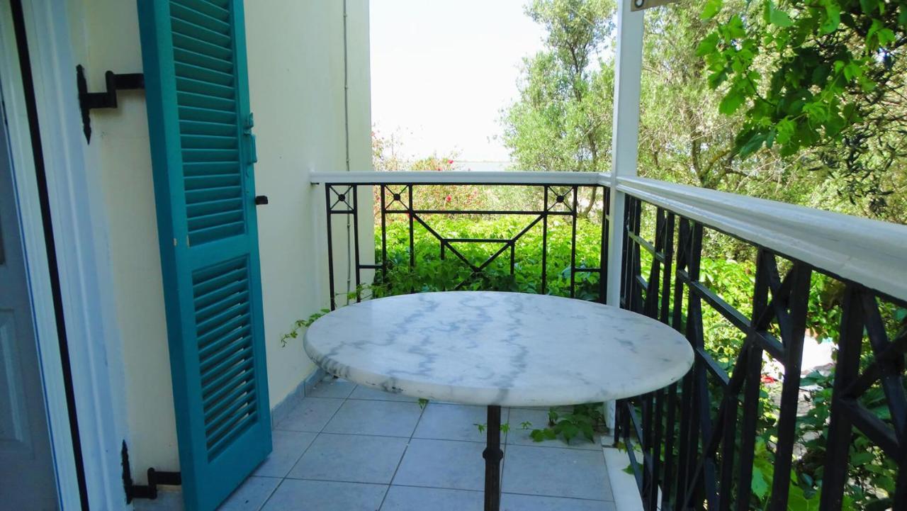 Agrambeli Rooms & Apartments Лефкада Екстериор снимка
